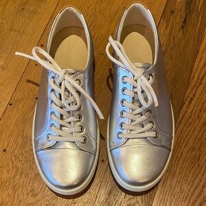 Ecco Soft 7 Sneaker Metallic Silver Size 7.5